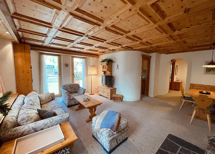 Chesa Coronella La Punt-Chamues-ch